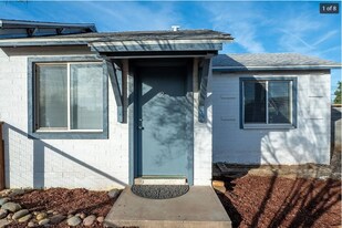 1022 S Montezuma Ave, Unit 2 in Phoenix, AZ - Building Photo