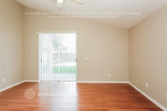 9718 Bay Colony Dr in Riverview, FL - Foto de edificio - Building Photo