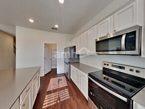 3192 Bridge Haven Dr in Zephyrhills, FL - Foto de edificio - Building Photo