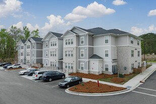Blue House Commons in Ladson, SC - Building Photo
