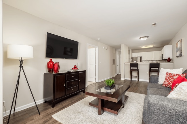 The Ariel in Charlotte, NC - Foto de edificio - Building Photo