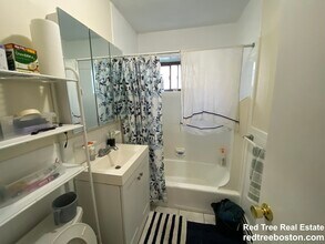 26 Allston St in Boston, MA - Foto de edificio - Building Photo