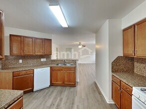 11110 Vanilla Circle Ct in Houston, TX - Foto de edificio - Building Photo