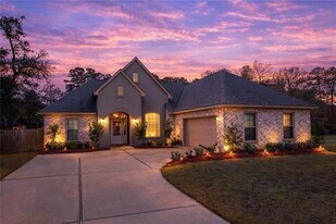 341 Alan Cir in Slidell, LA - Building Photo