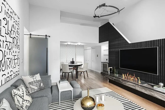 property at 250 Mercer St