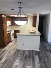 11641 Valley Spring Ln in Los Angeles, CA - Building Photo - Building Photo