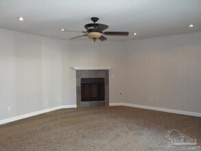 3569 S Hampton Way in Milton, FL - Building Photo - Building Photo