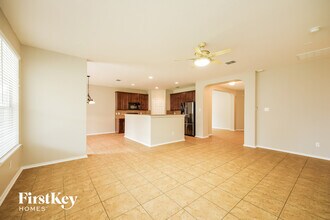 6203 Palmetto Way in San Antonio, TX - Foto de edificio - Building Photo