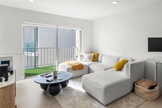 1245 West Ave in Miami Beach, FL - Building Photo - Building Photo