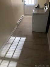 107 Main St N in Woodbury, CT - Building Photo - Building Photo