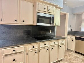 10422 Eagle Glen Dr in Houston, TX - Building Photo - Building Photo