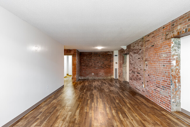 Brewery Square Apartments in New Haven, CT - Foto de edificio - Building Photo