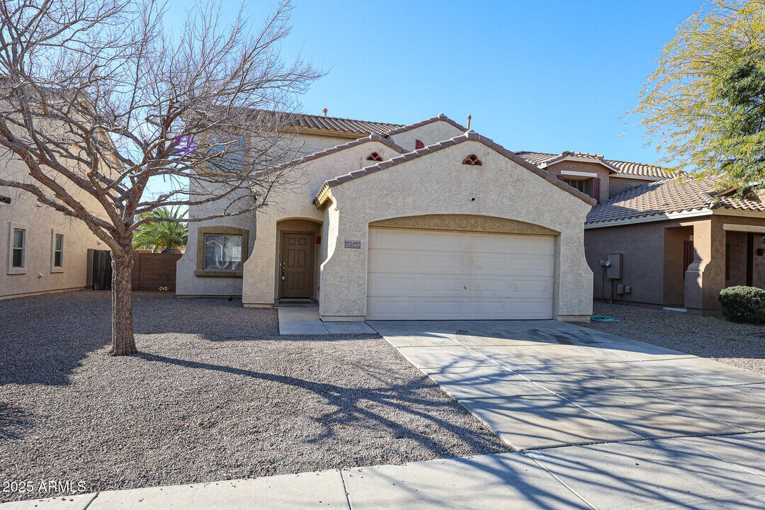 17249 W Rimrock St in Surprise, AZ - Building Photo