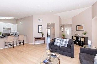 4034 E Ave R in Palmdale, CA - Building Photo