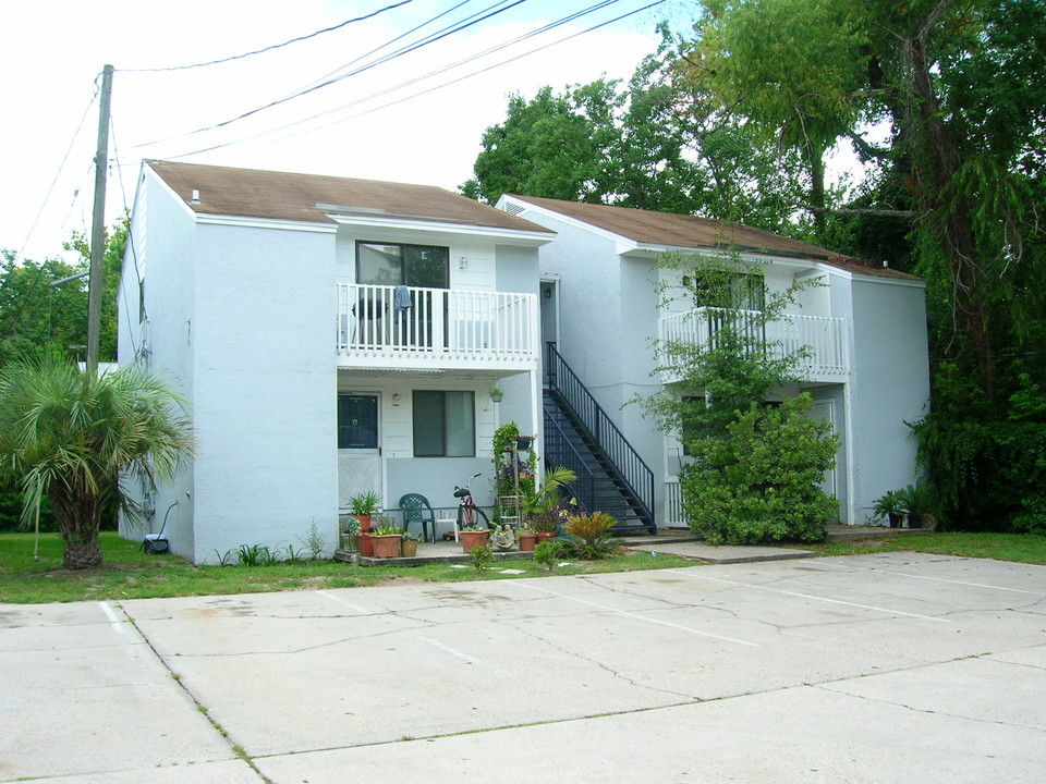 2507-2509 W 10th St in Panama City, FL - Foto de edificio