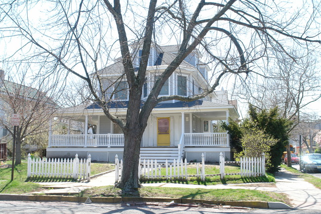 514 3rd Ave in Asbury Park, NJ - Building Photo - Building Photo