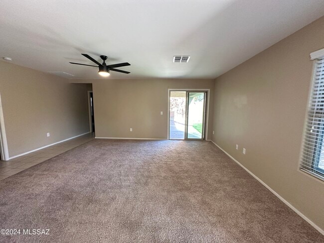 6258 W Yew Pine Way in Tucson, AZ - Building Photo - Building Photo