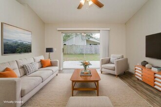 506 Sunset Beach Ct, Unit A0218 in Valrico, FL - Building Photo - Building Photo