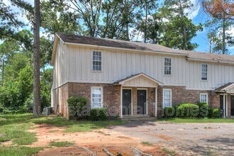 158 Chalet North CT in North Augusta, SC - Building Photo - Building Photo