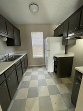 127 Willow Brook Dr in Henderson, TX - Foto de edificio - Building Photo