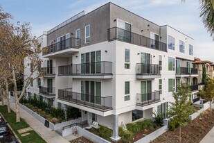 4806 Sylmar Ave Apartamentos