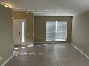 12326 Cedarfield Dr, Unit D102 in Riverview, FL - Foto de edificio - Building Photo