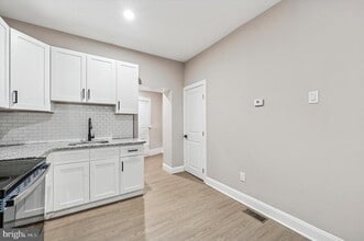 5614 Haverford Ave in Philadelphia, PA - Building Photo - Building Photo