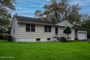 614 Dow Ave in Ocean Township, NJ - Building Photo