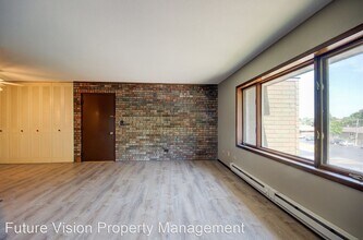 1608 Richmond St in Joliet, IL - Building Photo - Building Photo