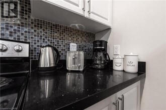 106 Spadina Ave in Hamilton, ON - Building Photo - Building Photo