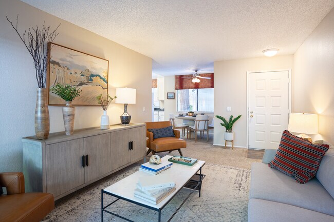 Amber Court in Fremont, CA - Foto de edificio - Interior Photo