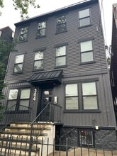 304 Ege Ave in Jersey City, NJ - Building Photo - Building Photo