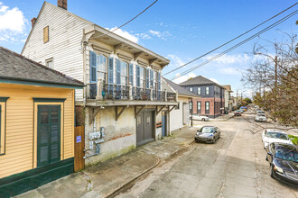 3400 Dauphine St in New Orleans, LA - Building Photo - Building Photo