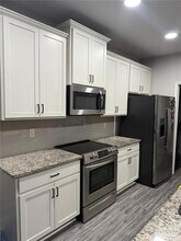 1320 Sugar Glen Ct in Lawrenceville, GA - Building Photo - Building Photo