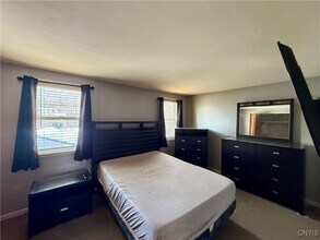 1336 Westcott St in Syracuse, NY - Building Photo - Building Photo