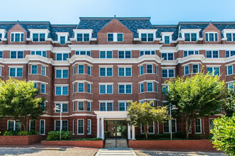 The Asher in Alexandria, VA - Foto de edificio - Building Photo