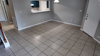 3032 La Estancia Ln in Houston, TX - Building Photo - Building Photo