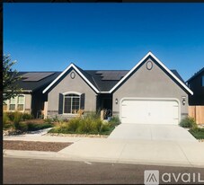 4932 Dexter Ct in Merced, CA - Building Photo