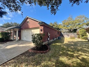 9008 Copano Dr in Austin, TX - Building Photo - Building Photo