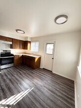 412 S I St in Lompoc, CA - Building Photo - Building Photo