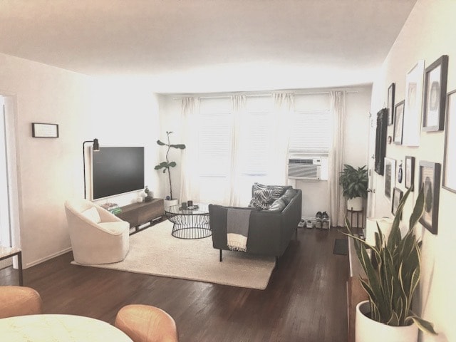 916 N Sweetzer Ave in West Hollywood, CA - Building Photo - Building Photo