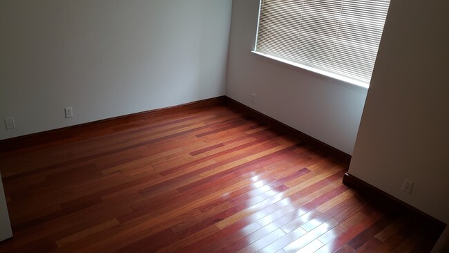 5505 Seminary Rd in Falls Church, VA - Building Photo - Building Photo