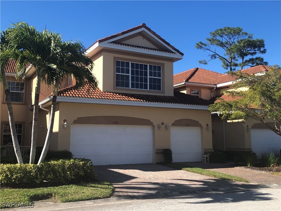 14100 Cambridge Dr in Ft. Myers, FL - Building Photo