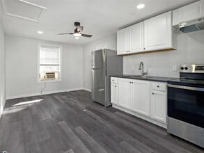 1919 Avenue O in Galveston, TX - Building Photo - Building Photo