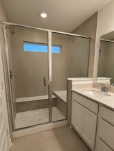 6670 Halsey St in Zionsville, IN - Foto de edificio - Building Photo