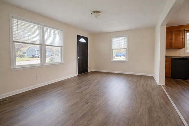 1205 Broadus Ave SE in Decatur, AL - Building Photo - Building Photo