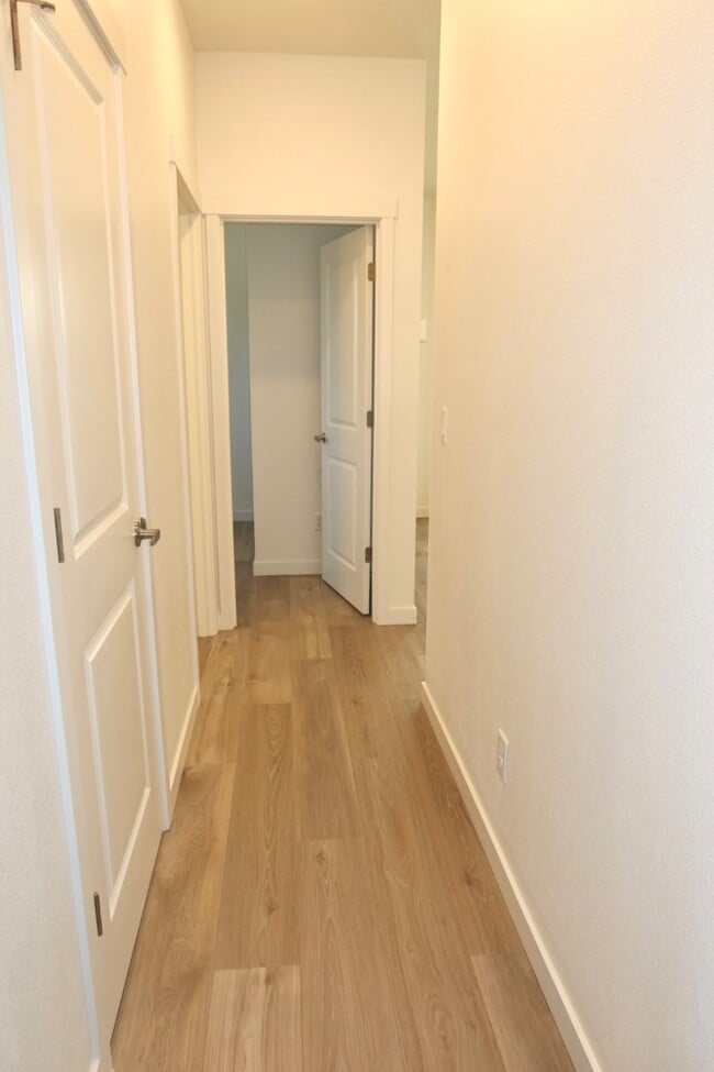 6615 Devon Ave SE in Salem, OR - Building Photo - Building Photo