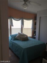196 Oceans Blvd in Naples, FL - Building Photo