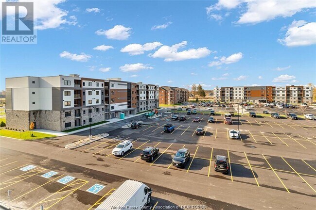 2600 Sandwich W Pkwy in Lasalle, ON - Building Photo - Building Photo