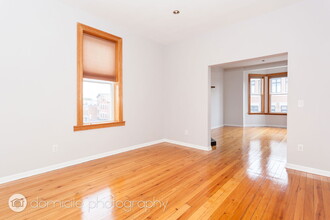 2204 N Clybourn Ave in Chicago, IL - Building Photo - Building Photo